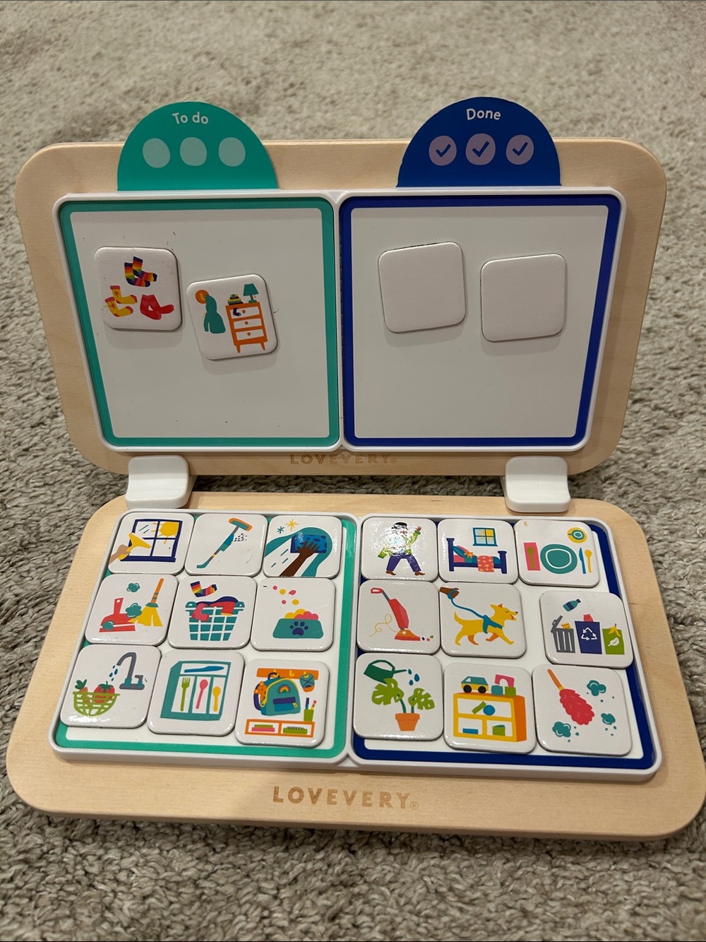 Lovevery Magnetic Responsibility Board - Green & Blue